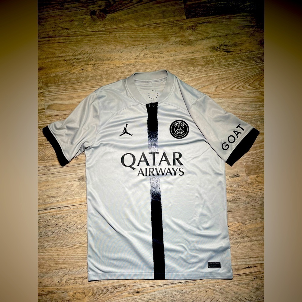 Jordan PSG 22/23 Away Jersey - Messi #30, Size: Medium